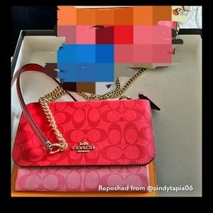 Brand new coach bag. No longer available.